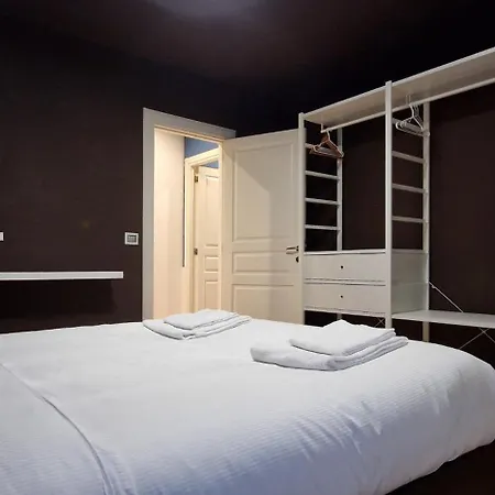 10' Piazza Erbe, Elegance In The Heart Of * Verona