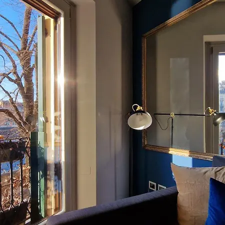 10' Piazza Erbe, Elegance In The Heart Of Appartement